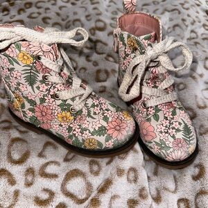 Cat & Jack target flower boots